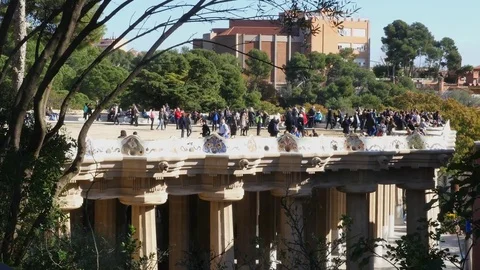  Lots of tourists walking in th e Park Guell. 库存影片 73273684