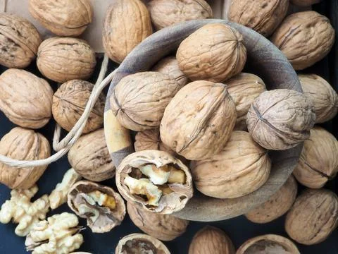 Lots of walnuts. View from above Stock-Fotos