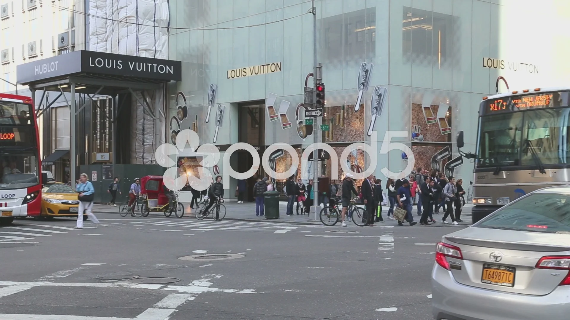 Louis vuitton store manhattan new hi-res stock photography and