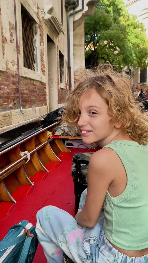 Louna Venise 4 Stock Footage 326300489