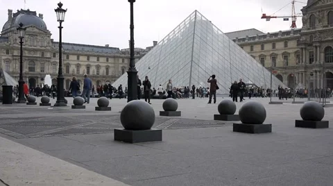 Louvre 14. Stock Footage 908527
