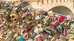 Love locks near the Pont Neuf in Paris. , Stock Video