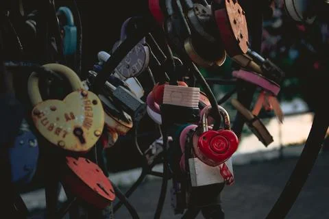"love" locks Stock Photos