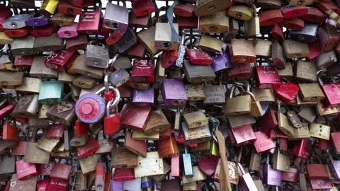 Love padlocks camera pan - Valentines Day Stock Footage 72931858