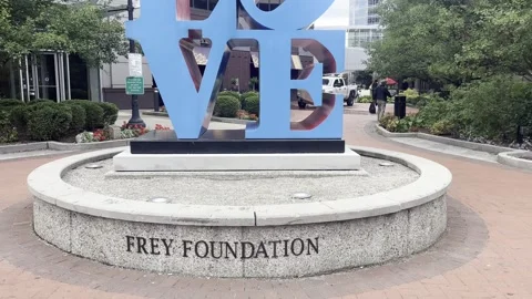 Love statue in downtown area. Stock Footage 342590019