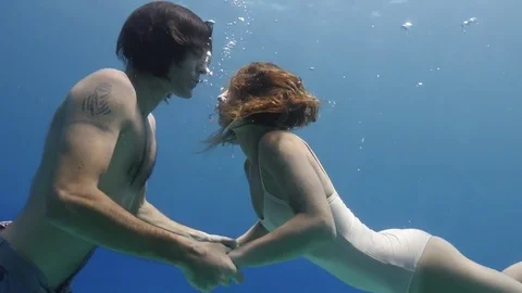 Love undersea Video stock 72365131