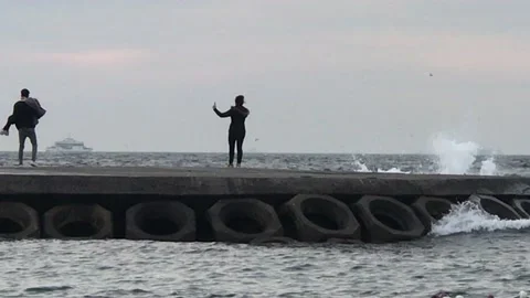 Lover having fun with sea waves Video stock 146412973