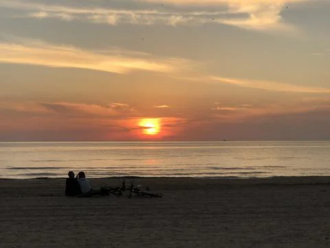 Lovers at sunset Stock-Fotos