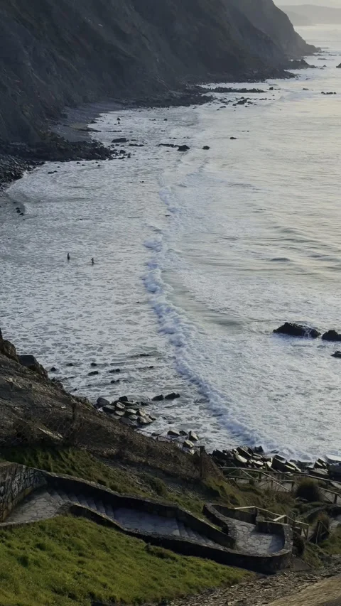 A loving couple watching the sunset Видео 338133323