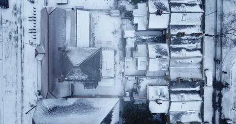 Low altitude drone flight over London during a rare snowstorm in March, 2018. Stockbeeldmateriaal 86552505