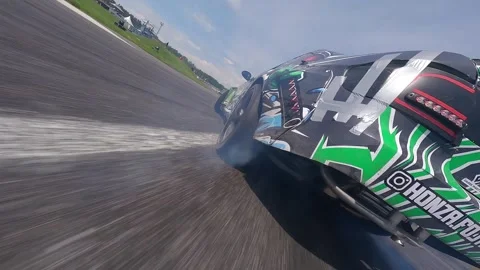 Low Altitude FPV Drone Proximity Track of Smoky Solo Drift Run 库存影片 336198776