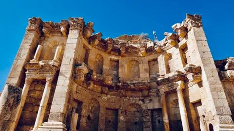 Low angle of ancient building at  Jerash, Jordan in daytime 写真素材
