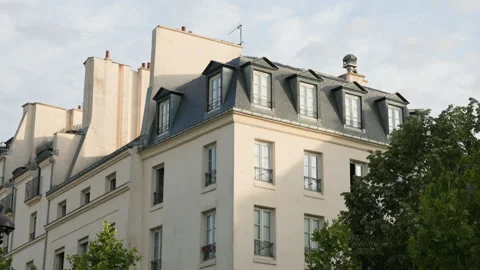 Low-angle architectural view of a classic Parisian Haussmann building corner, sh Stock Footage 338006096