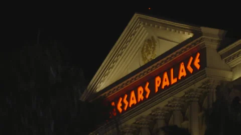 Low angle of Caesars Palace facade 스톡 동영상 336669596