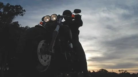 Low angle close up of motorcycle taking off Video stock 47334553