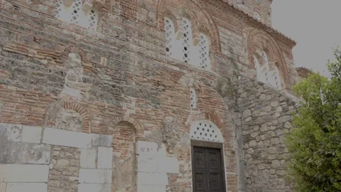 Low Angle Exterior of Historic St. Nicholas Monastery Church in Mesopotam 스톡 동영상 343461305
