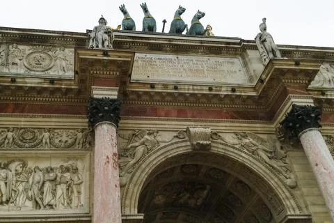 Low angle of the famous Arc de Triomphe du Carrousel in Paris, France 스톡 사진