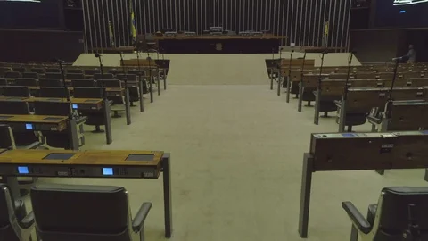 Low angle forward moving shot down the central aisle of the Lower House of the Vídeos de archivo 126108276