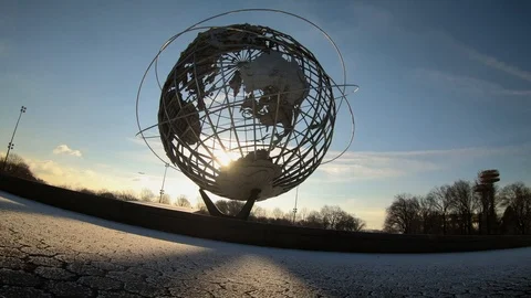 Low angle hyperlapse of Unisphere NYC sun shineing Stock Footage 103822194