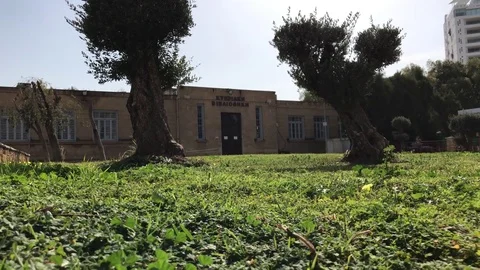 Low Angle of an old building in Nicosia Video stock 83478613