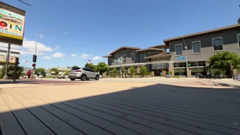 Low angle pan of the Newhall Public Library in Santa Clarita, Ca. Stock-Footage 201746919