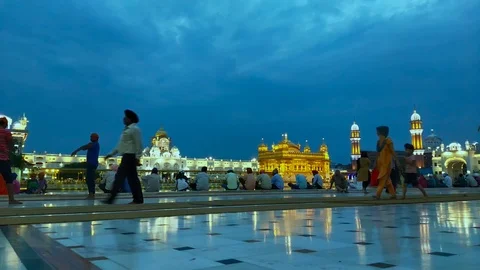 Low angle pan shot of the most sacred place for sikhs,golden temple Stock Footage 113784293
