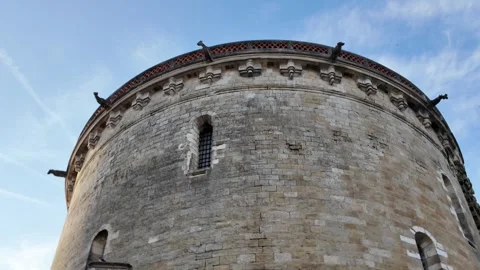 Low-angle perspective of the round tower at Château d'Amboise, highlighting its Stock Footage 340143542