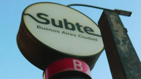 Low Angle Shot of Buenos Aires Subte Underground Station Sign for Line B 스톡 동영상 333907173