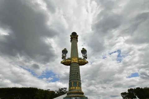 Low angle shot of a column in Place de la Concorde Paris 스톡 사진