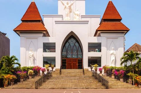 Low angle shot of a glorious mesmerizing religious building in Bali, Indonesi Fotos de archivo