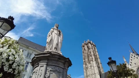 Low angle shot of a statue of Margaret of Austria in Mechelen, Belgium Stock Footage 229320390