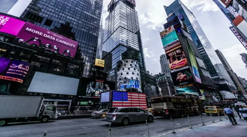 Low angle of street view in Manhattan, NYC, USA Stock-Footage 64081838