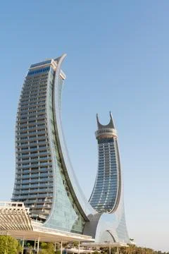Low Angle Vertical View of Katara Towers Contemporary Architecture in Lusail Stockfoto's