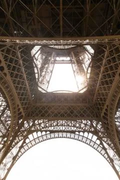 Low angle view of Eiffel Tower against clear sky Fotos de archivo