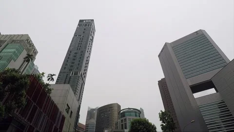 Low Angle View, High Building, Skyscraper, Downtown Street, Singapore 動画素材 330077483