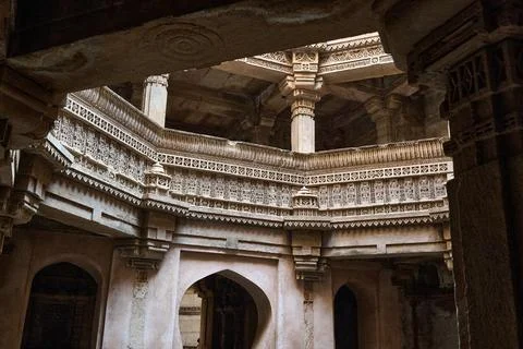 Low angle view looking up at the ornate octagonal balconies and pillars of th Foto stock