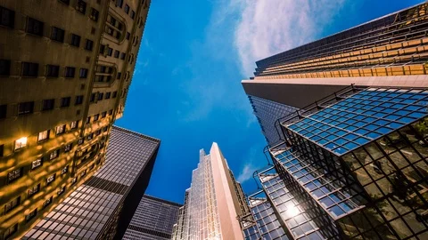 Low angle view on office towers in downtown Toronto time lapse Vídeo Stock 119135322