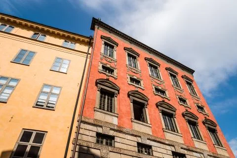 Low angle view of old buildings in Gamla Stan in Stockholm Foto stock