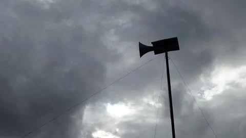 Low Angle View of Outdoor Horn Loudspeaker Pole Against Overcast Clouds for Musl 스톡 동영상 343257709