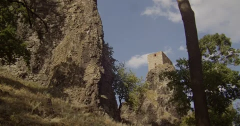 Low Angle View Of Trosky Castle Ruins In Bohemian Paradise Czech Republic Vídeos de archivo 345056542