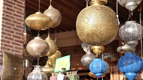 Low angle view of various lamps and lanterns in market Video stock 132342341