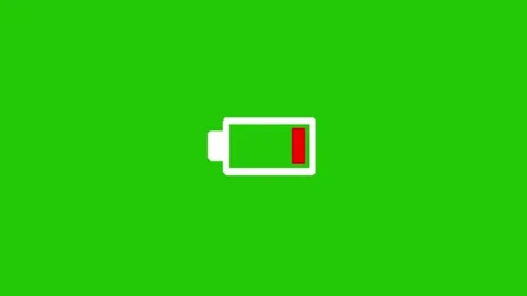 Low battery on green screen 库存影片 332209782