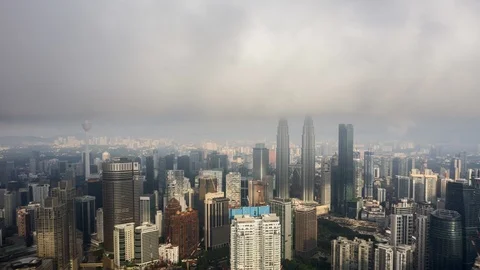 Low cloud over the city Stock Footage 121862863