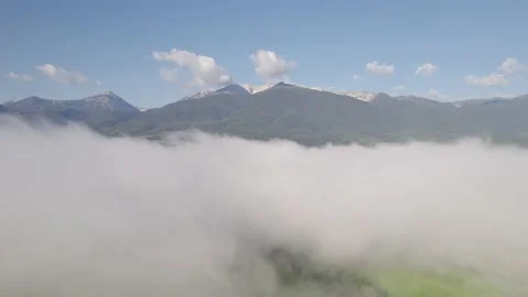 Low clouds ll H.265 스톡 동영상 230618807