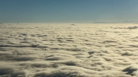 Low clouds moving over Cape Town harbour Stock Footage 78315984