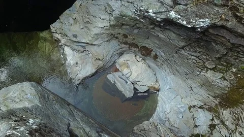 Low Drone Aerial of the Pools of Dee 動画素材 81718578