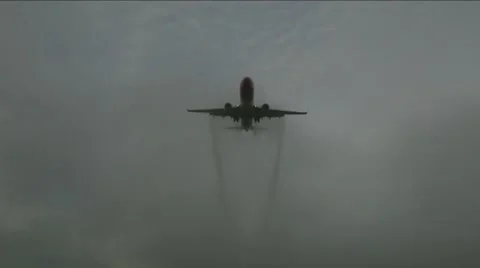 Low flying Jumbo Jet Flys overhead Video stock 42645349