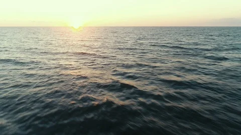 Low Flying Ocean Sunset Видео 98829773