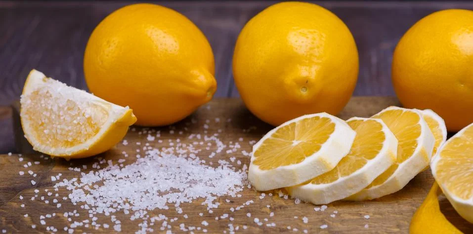 Low key lemons Stock Photos