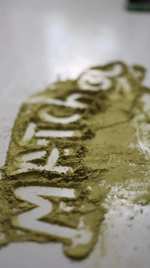 Low quality matcha powder with dull swamp color and matcha word written in powde Видео 342610852